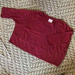 Jamie + The Jones - the T Top in Garnet